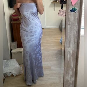 Forever 21 lavender satin floral strapless maxi dress women’s size small nwot